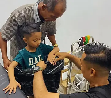 Ilustrasi perkhidmatan khatan di Klinik Primakasih